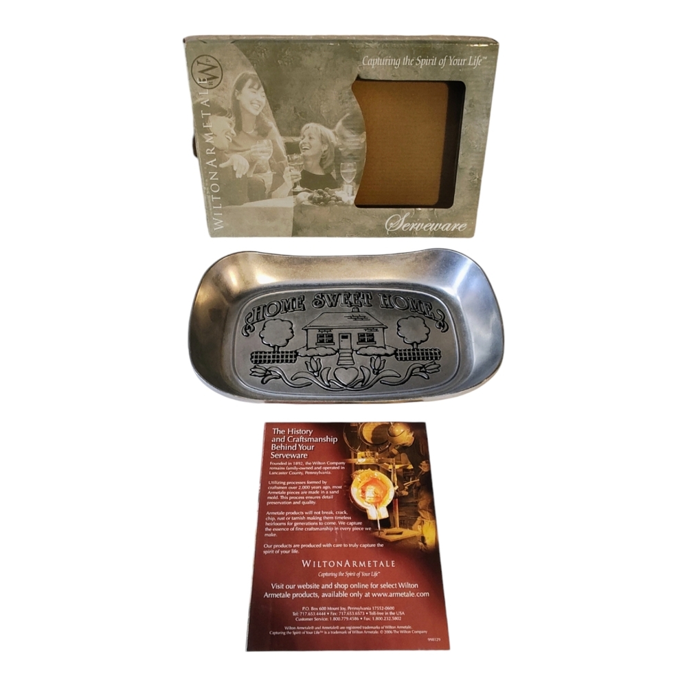 Wilton Armetale Elegant Pewter Bread Home Sweet Home Serverware Vintage MCM